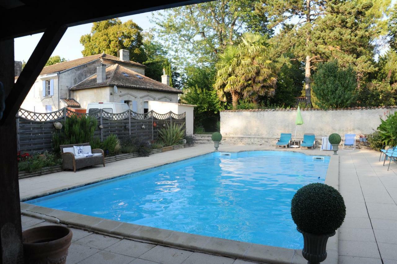 Allas-Bocage Les Demeures De La Laigne B&B 외부 사진