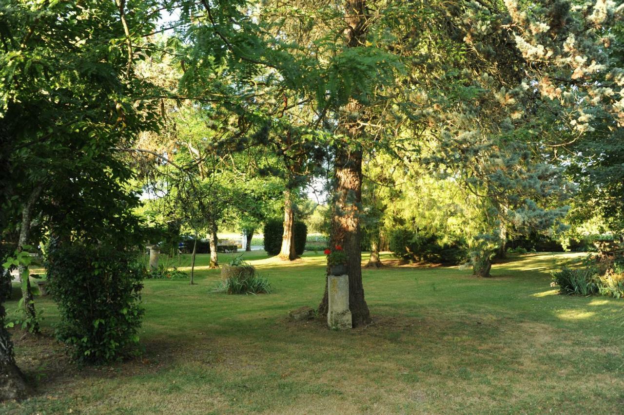 Allas-Bocage Les Demeures De La Laigne B&B 외부 사진